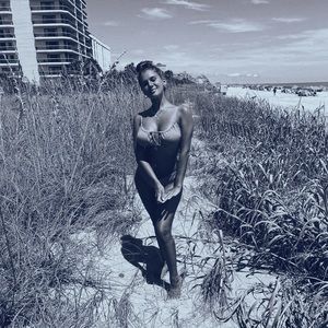 Meet your Posher, Darcy